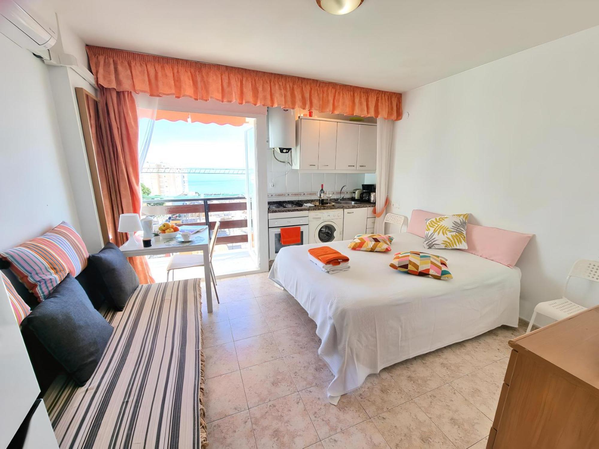 Estudio Las Naciones Bellavista Benalmádena Buitenkant foto